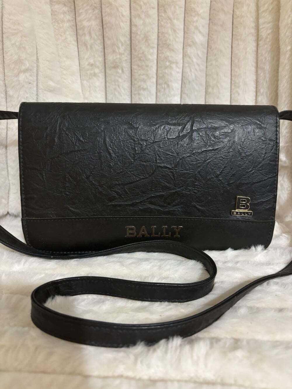 Vintage BALLY Black Leather Crossbody Bag 1980s 90s Crinkle Flap Designer Purse